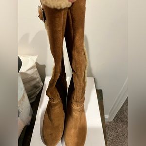 Women’s Gian Bernini wedge heel zip up suede boot